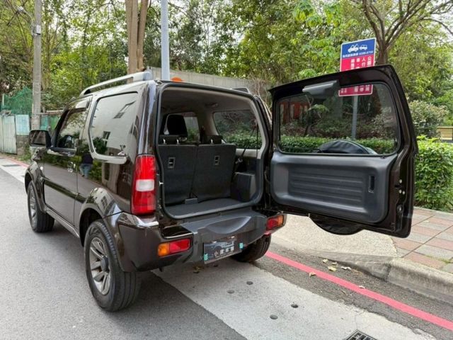 Suzuki  Jimny  第2張相片