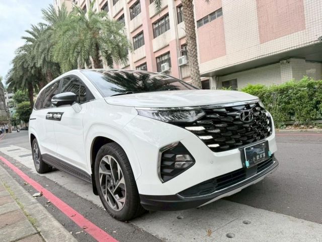 Hyundai  Custin  第2張相片