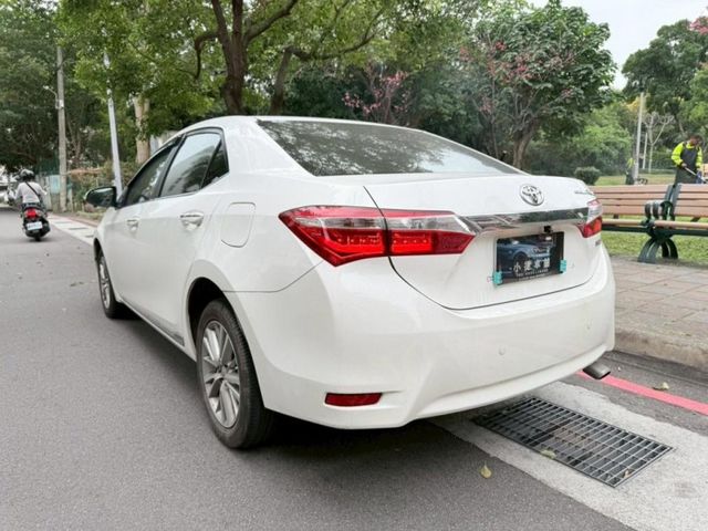 Toyota  Altis  第3張相片