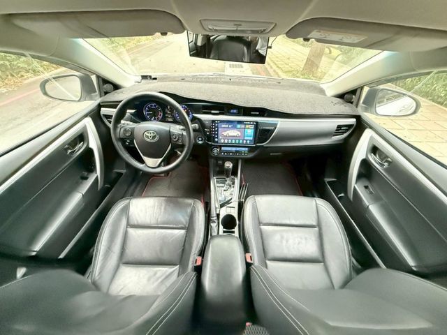 Toyota  Altis  第6張相片