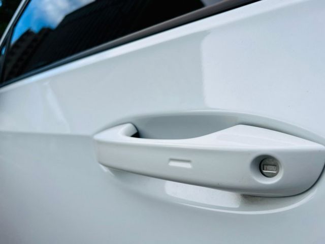 Volkswagen 福斯  Golf  第7張相片