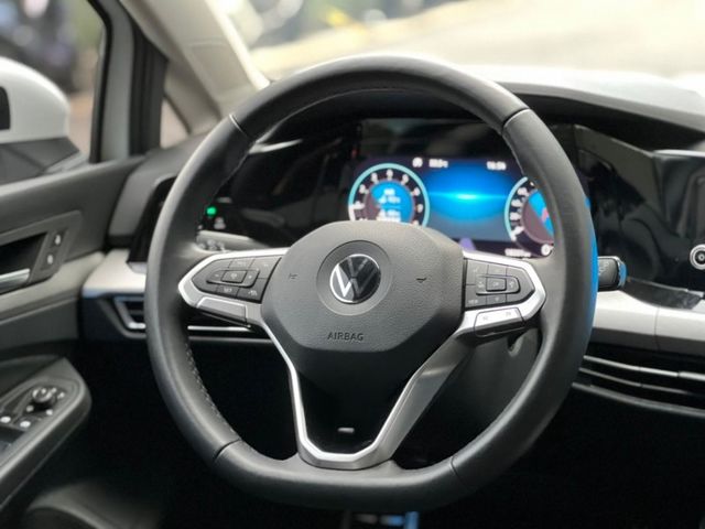 Volkswagen 福斯  Golf  第10張相片