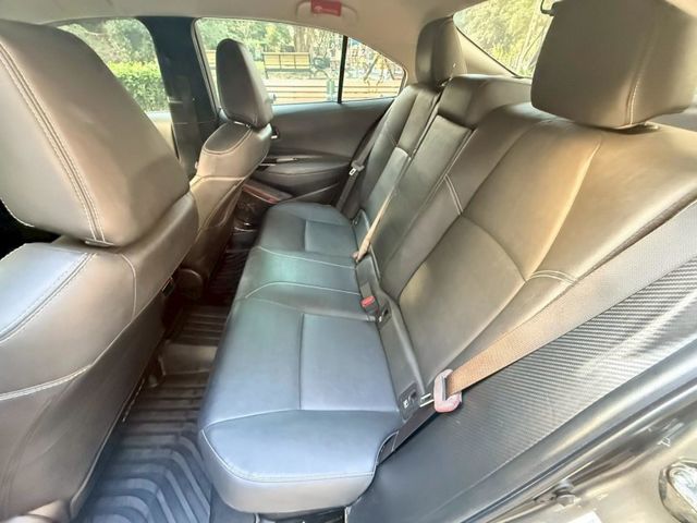 Toyota  Altis  第3張相片