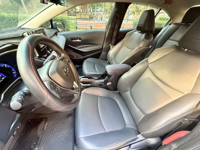 Toyota  Altis  第4張相片