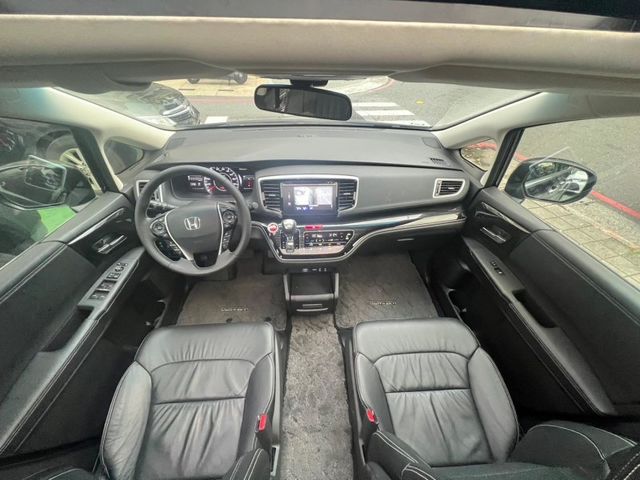 Honda  Odyssey  第8張相片