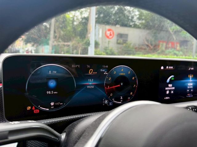 Mercedes-Benz/賓士   CLA-CLASS  第2張相片