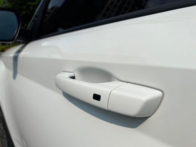 Hyundai  VENUE  第8張相片