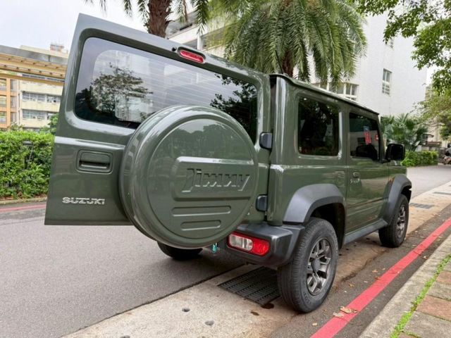 Suzuki  Jimny  第7張相片