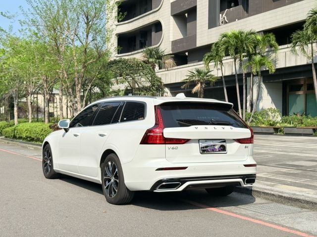 Volvo  V60  第2張相片