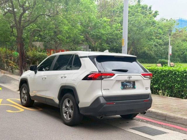Toyota  RAV4 2024 TOYOTA RA  第10張相片