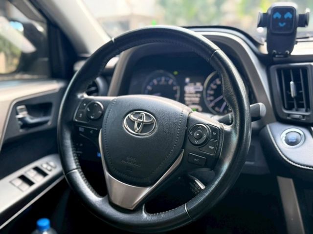Toyota  RAV4  第5張相片