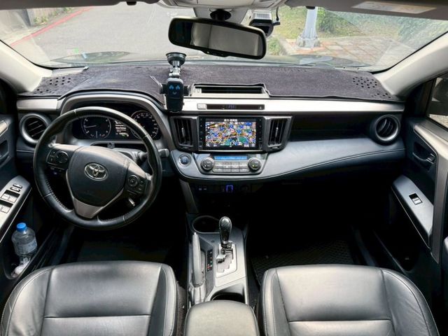 Toyota  RAV4  第7張相片