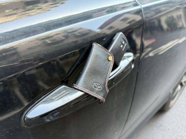 Toyota  RAV4  第10張相片