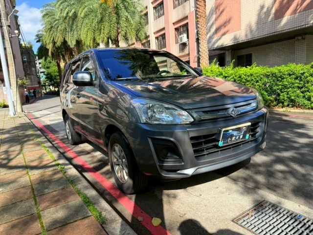 Mitsubishi  Zinger  第10張相片