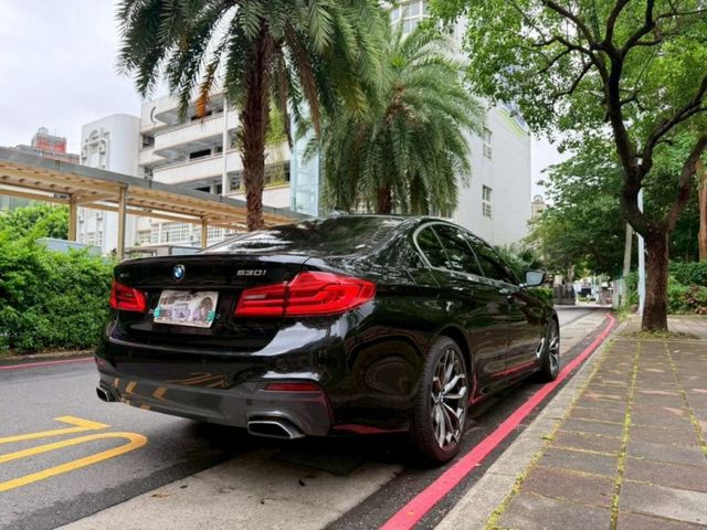 BMW/ 寶馬  5 SERIES  530i M Sport  第8張相片
