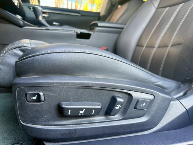 Lexus  ES200 2015 ES200 豪  第6張相片