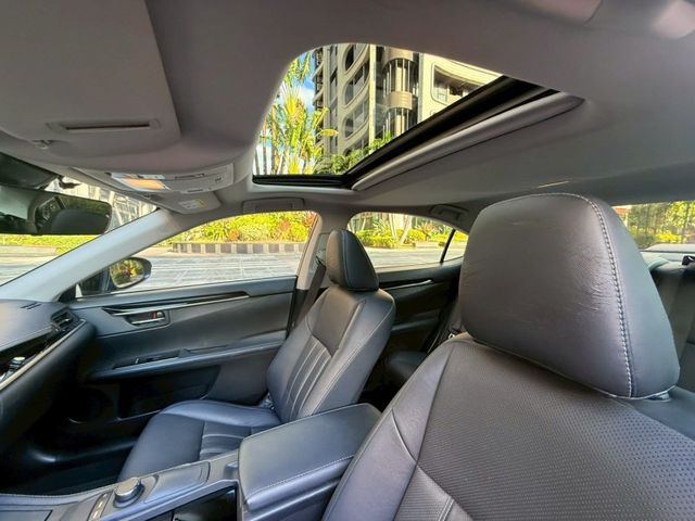 Lexus  ES200 2015 ES200 豪  第9張相片