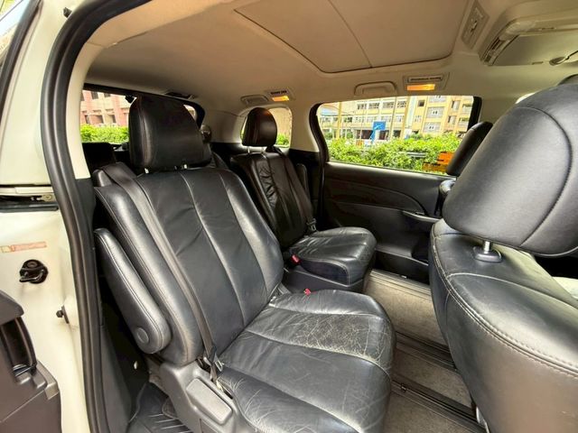 Toyota  Previa 2012 previa 2  第11張相片