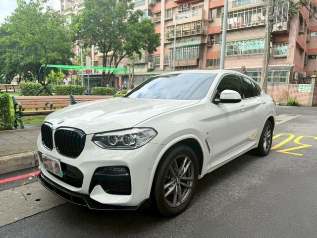 BMW/ 寶馬  X4 SERIES  X4 xDrive30i  第4張相片