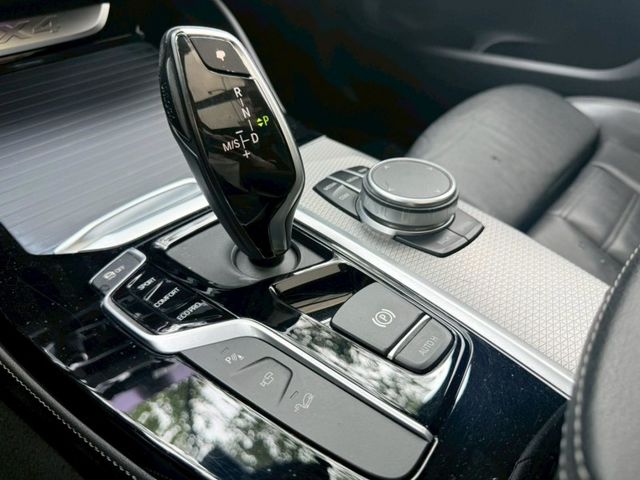 BMW/ 寶馬  X4 SERIES  X4 xDrive30i  第9張相片