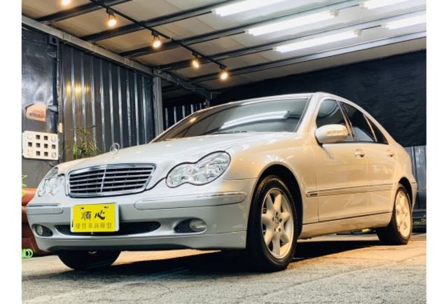 【安康國際】 BENZ 賓士 C240 總代理 一手車 低里程 原版件 內外如新  第3張相片