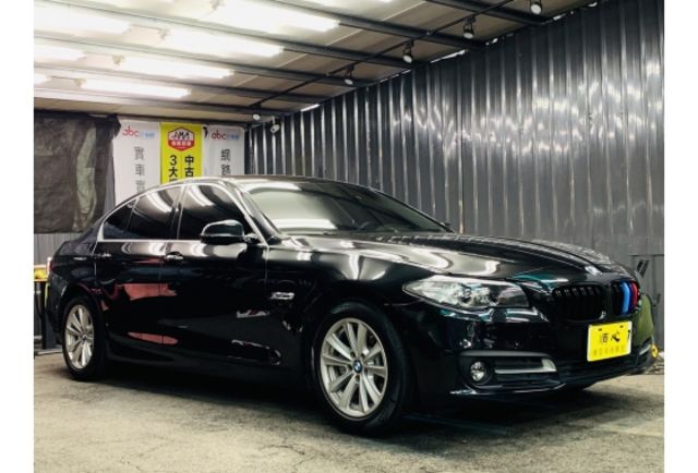 【安康國際】BMW 520I 6WB液晶儀表 環景 選腳踢尾門 一手車 原廠保養  第1張相片