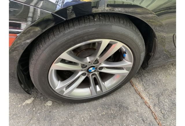 BMW 320I GT Sport line 主動式尾翼 全景 後座影音 認證車  第3張相片
