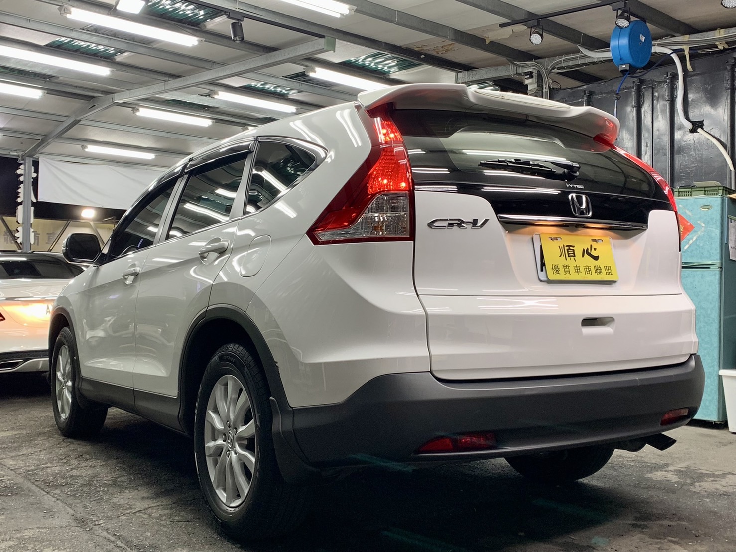 2016年底 HONDA 本田 CRV 原版件 低里程 一手車 認證車 實車實價  第4張相片