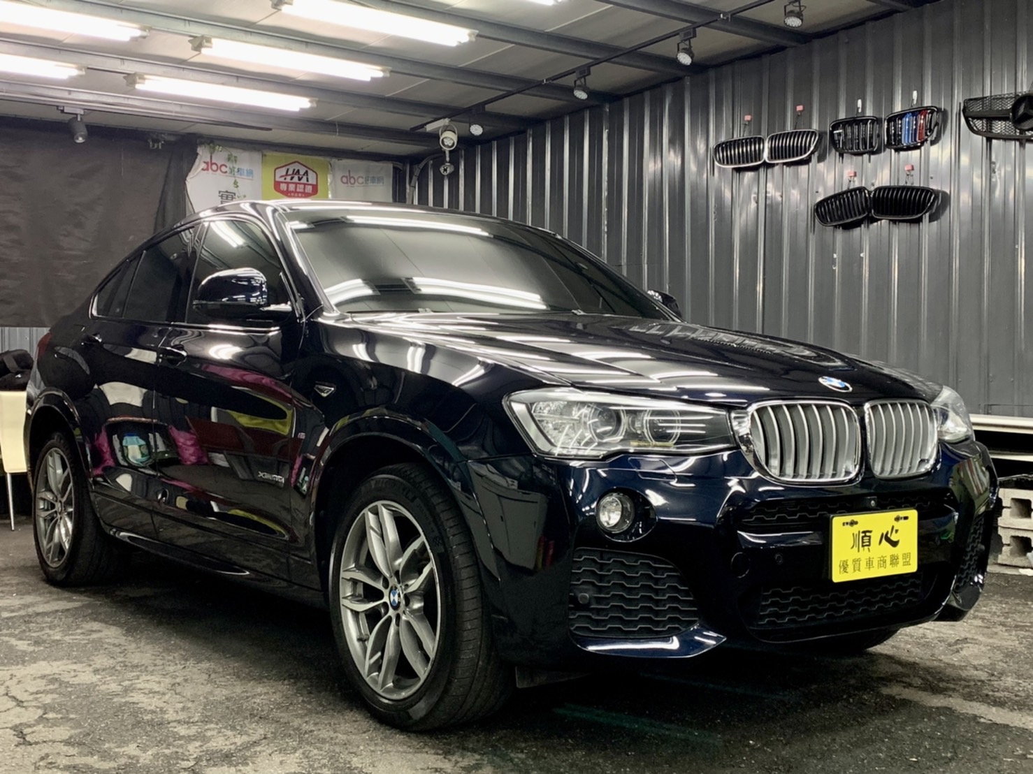 BMW X4 35i M Sport 總代理 原版件 低里程 M版專屬車色416  第1張相片