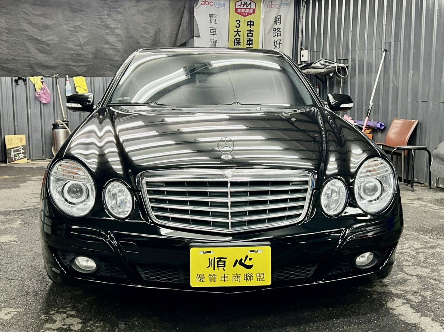 2007年式 BENZ E200 K 總代理 機械增壓 小改款 極品車況 認證車  第2張相片