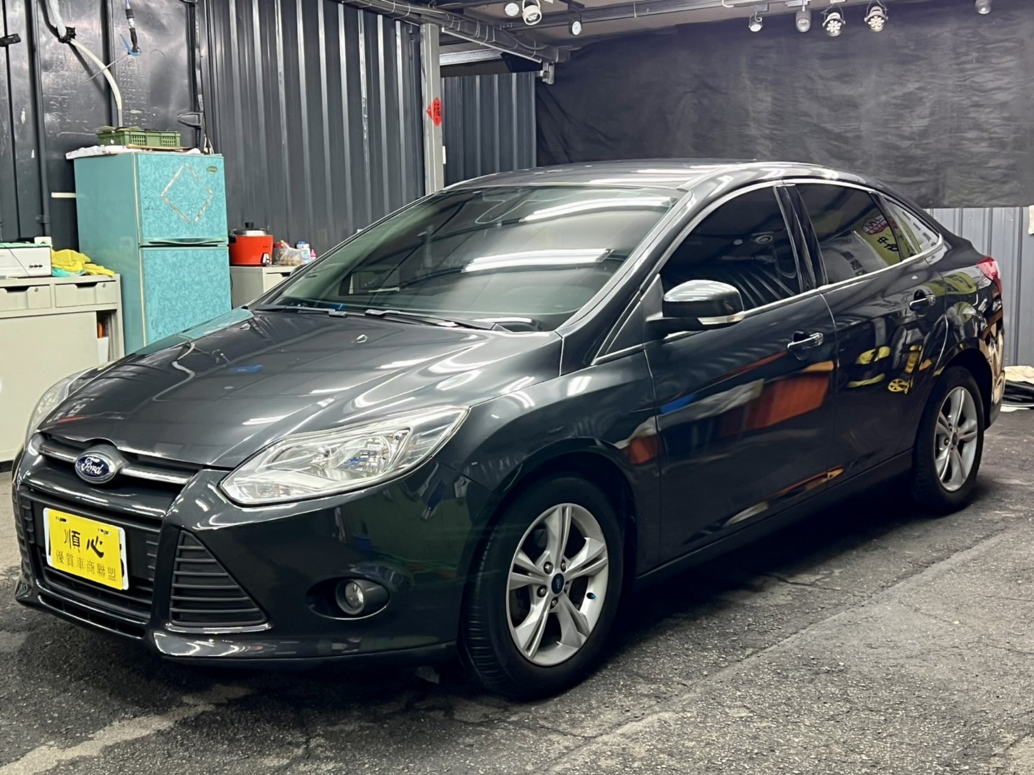 Ford Focus 1.6(Mk3)豪華版 低里程 原版件 一手女用車 認證車  第2張相片