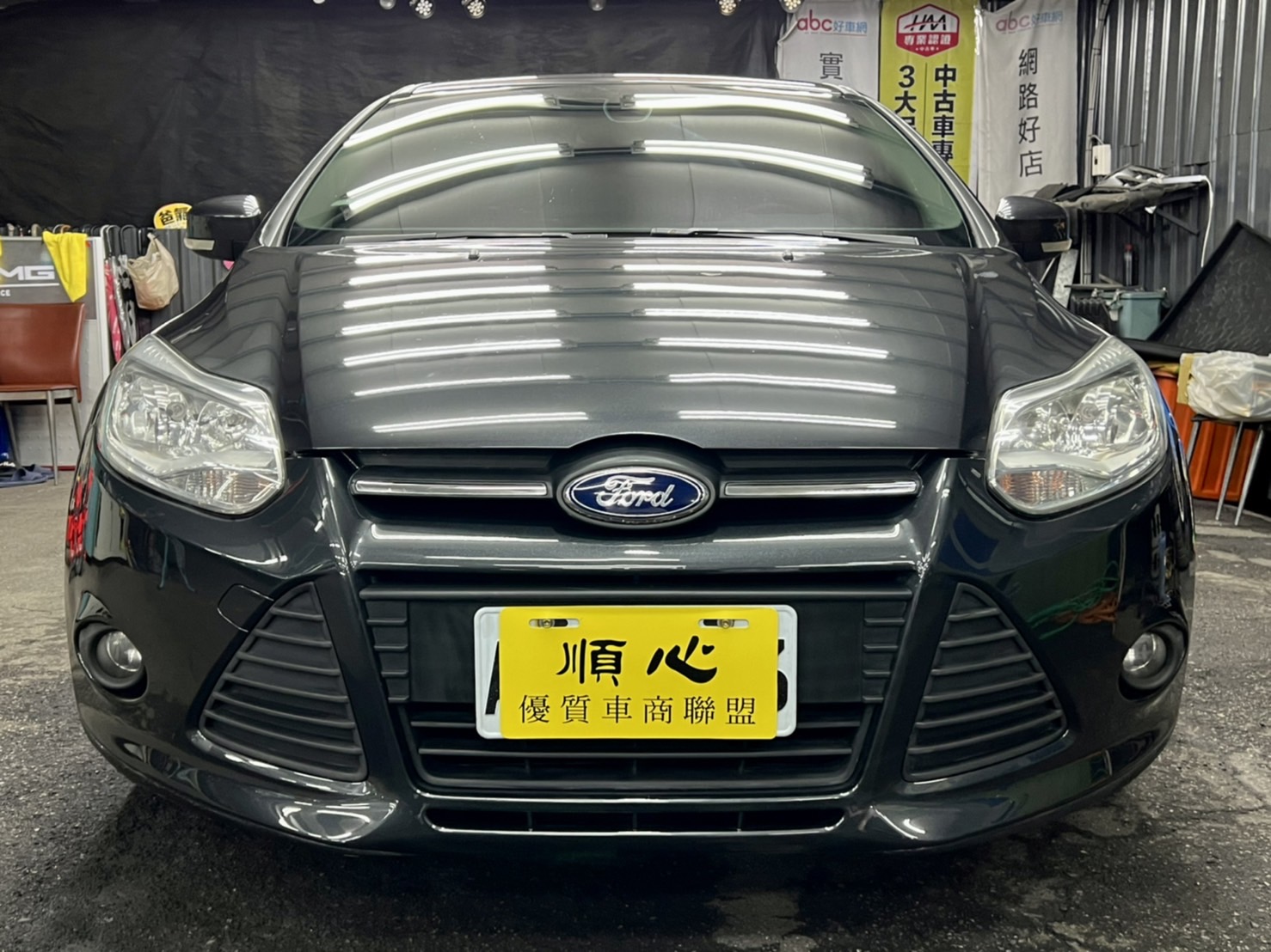 Ford Focus 1.6(Mk3)豪華版 低里程 原版件 一手女用車 認證車  第5張相片