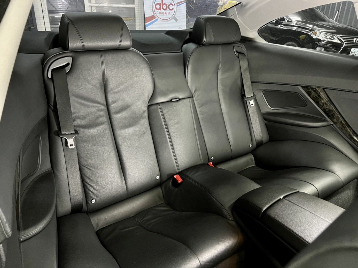 BMW 640I Coupe 總代理 低里程 僅7萬 一手車 無待修 認證車  第10張相片
