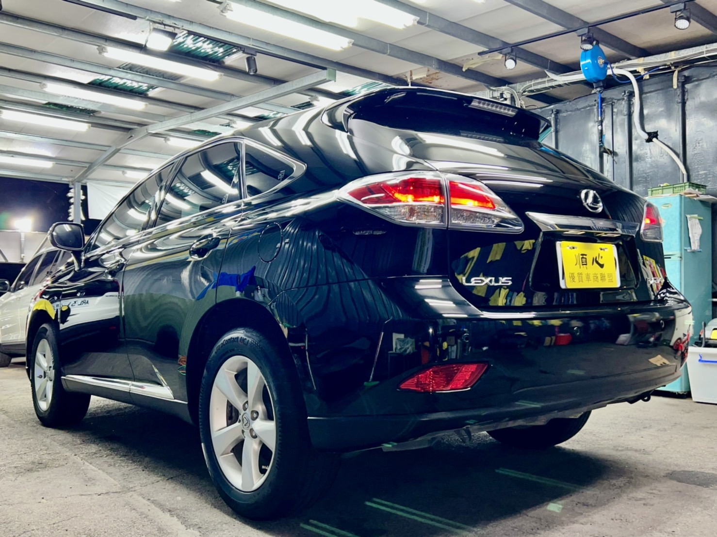 Lexus 凌志 RX270 小改款 認證車 車況 內外裝都很優 保證不失望  第4張相片