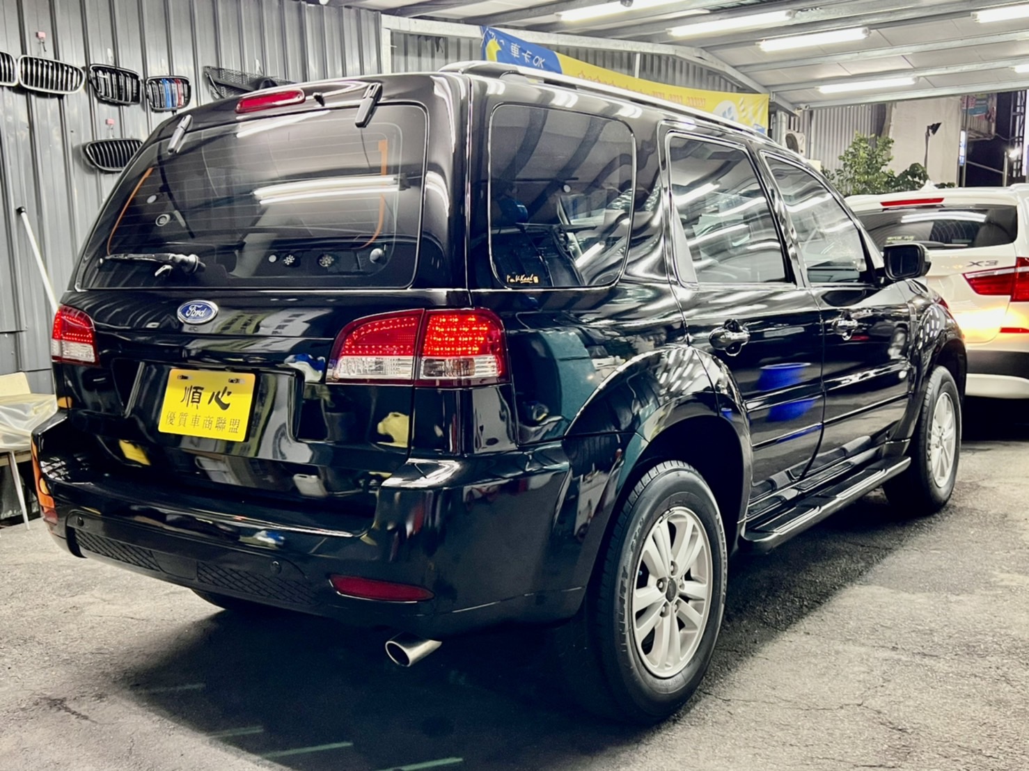 2012年底 FORD Escape 2.3 XLT 頂級天窗版 低里程 認證車  第4張相片
