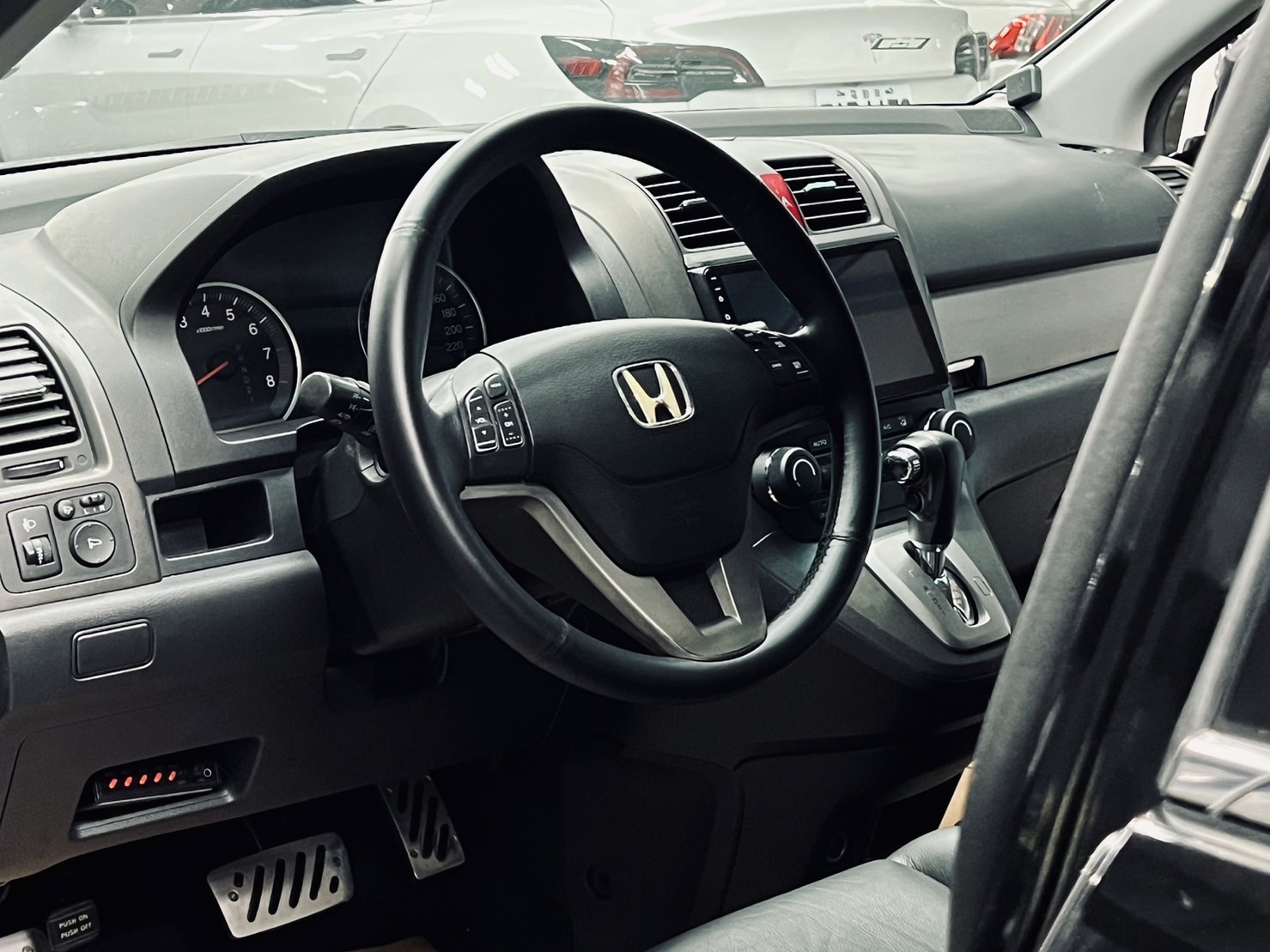 2010 CRV 2.4 小改款 定速 大螢幕 換避震 認證車 車況良好耗材更換  第8張相片