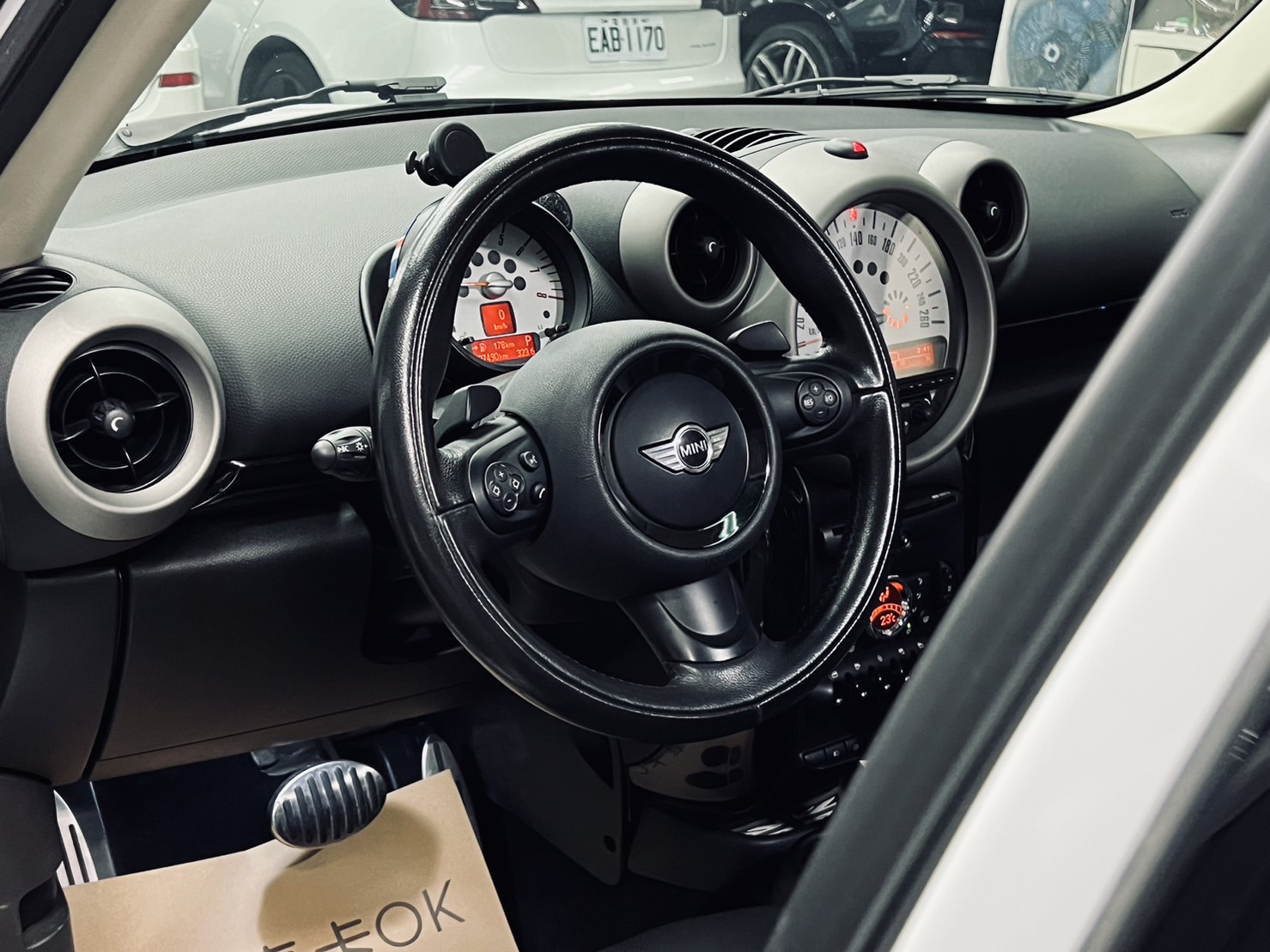 2011款 Mini Countryman S ALL4版 四驅 全景 低里程 認證車  第8張相片