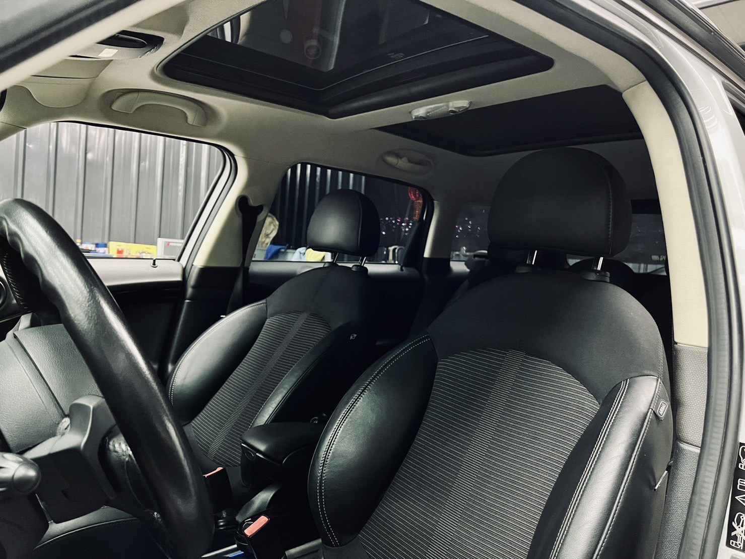 2011款 Mini Countryman S ALL4版 四驅 全景 低里程 認證車  第9張相片