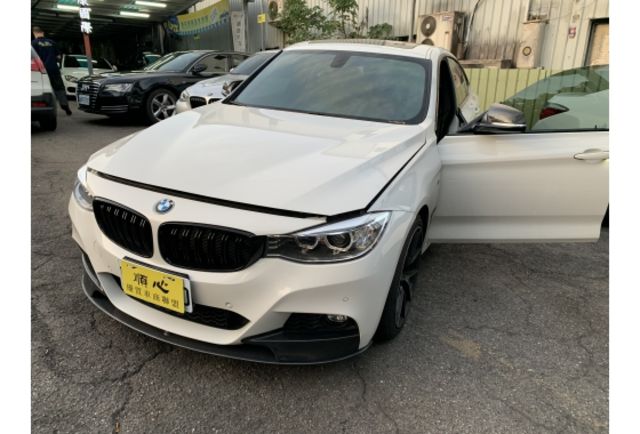 BMW 320I GRAN TURISMO  第1張相片