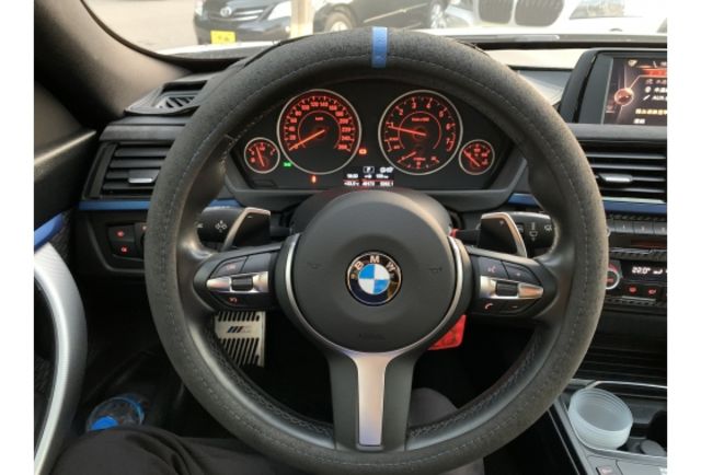 BMW 320I GRAN TURISMO  第8張相片