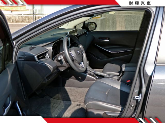 2021年 1.8 ALTIS，有I-KEY、原廠保養~里程實跑3萬6KM~循跡防滑、自動感應頭燈、定速、電動收折後視鏡  第8張相片