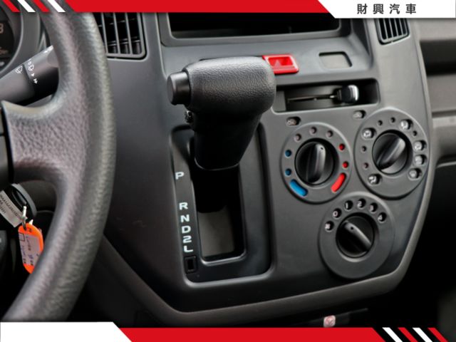 【全新11月領牌車】考慮新車55.5萬？財興直接現省近10萬帶回家，這價格最後三台！原廠保固4年~(6706)  第9張相片