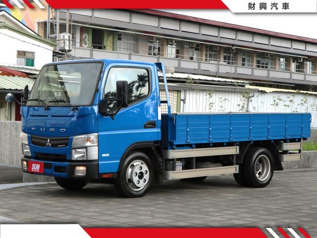 頭家阿~正愁找不到滿意的貨車嗎？那你應該看看這台，22年的堅達，11呎半，寬大貨斗輕鬆載，3000C.C好動力，實車在店  第4張相片