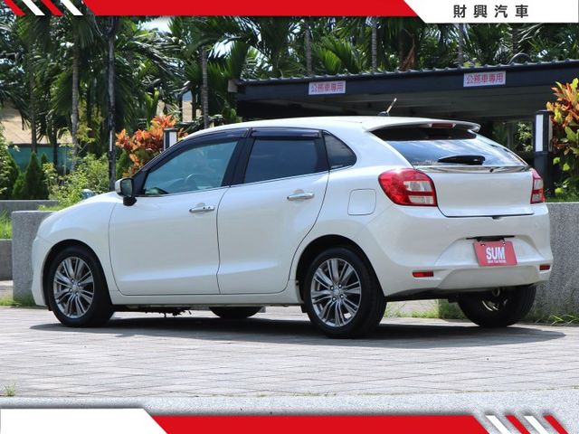 不是好車不上架！超低排氣量直接省排燃稅！年繳八千多～保養容易舒服好開，純日系小五門掀背首選！  第3張相片