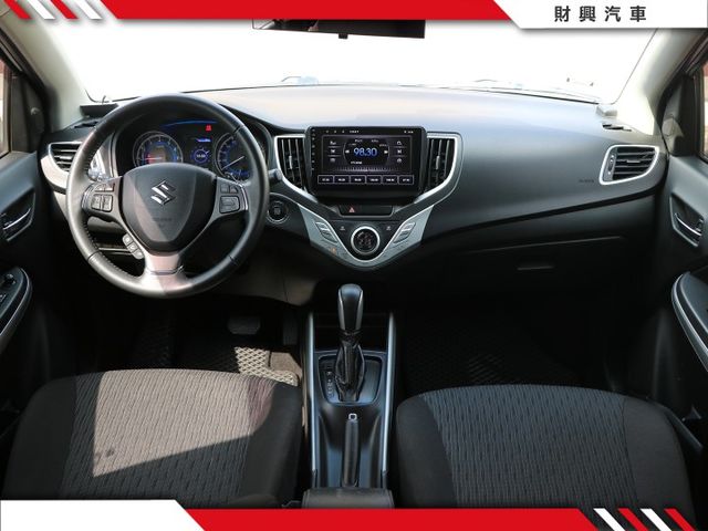 不是好車不上架！超低排氣量直接省排燃稅！年繳八千多～保養容易舒服好開，純日系小五門掀背首選！  第12張相片