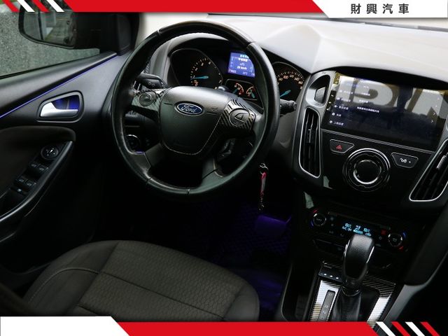 FOCUS五門就是這麼好看，改裝一件不拆，還有重低音的饗宴，全車質感改，絕非一般制服車！1.6好開妥善率又高！  第11張相片