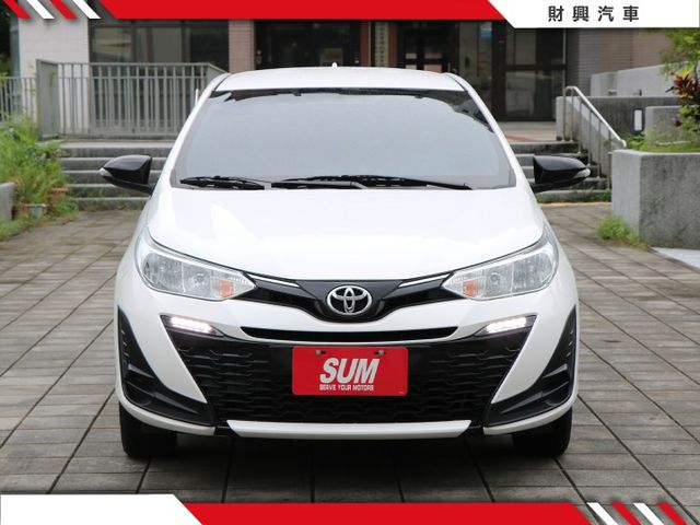 這是誰要的白色鴨鴨！23年還不夠新嗎？超低利率優惠，要找代步車又要好停車，一台讓你南北跑透透！  第6張相片