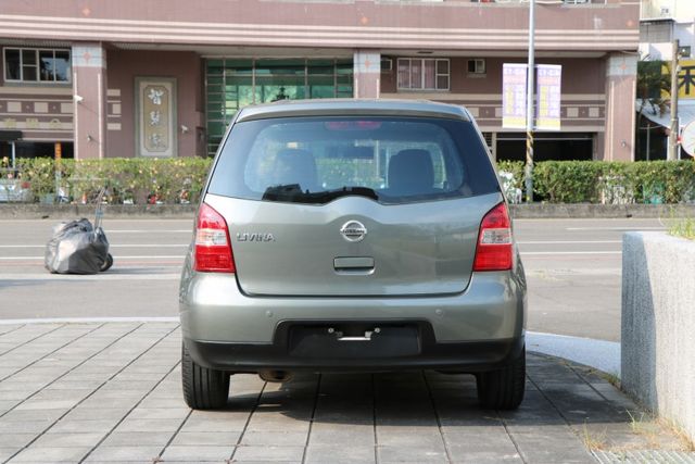 經濟實惠型輕休旅！簡單代步、載貨超實用！車內空間無壓迫，座椅傾倒加大車廂容量超方便！  第4張相片