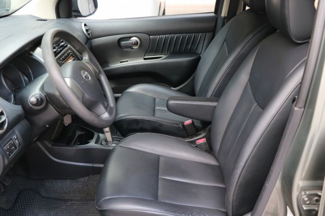 經濟實惠型輕休旅！簡單代步、載貨超實用！車內空間無壓迫，座椅傾倒加大車廂容量超方便！  第7張相片