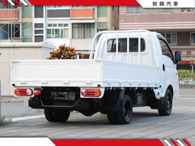 小霸王又來啦！頭家最愛妥善率超棒！柴油動力超有感，省油經濟又好開，全場貨車皆可改裝，歡迎洽詢！  第2張相片